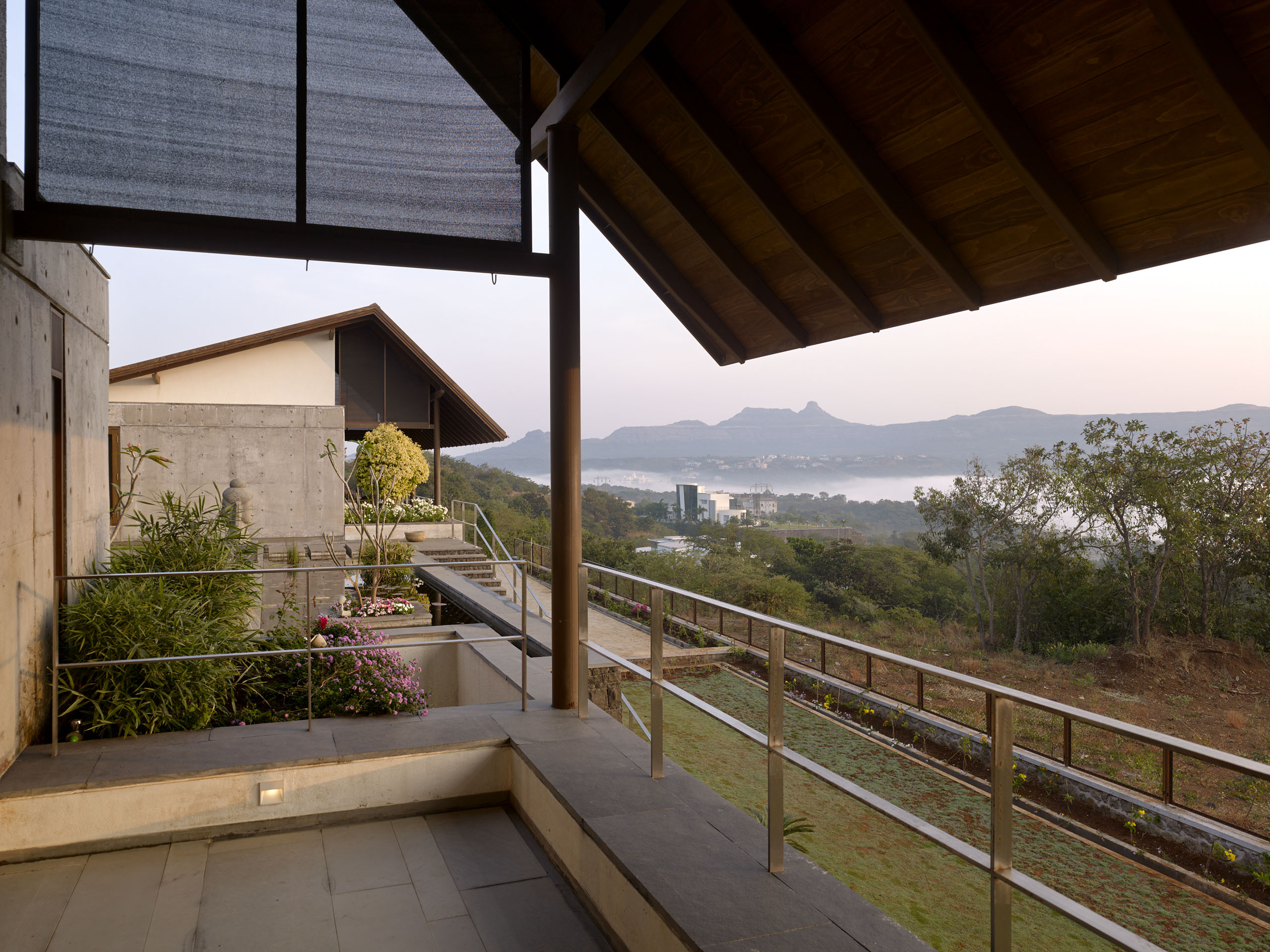 E14489 Alpa 042179 j2560